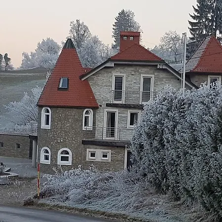 Pensjonat Gladiaterra Castle 3*