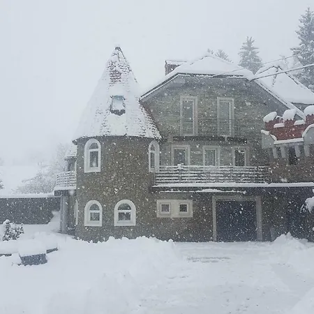 Pensjonat Gladiaterra Castle Smrecje