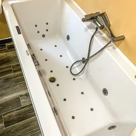 Gladiaterra Castle 3*