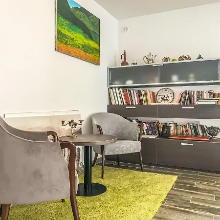 Pensjonat Gladiaterra Castle Smrecje