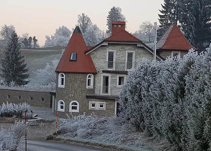 Gæstehus Gladiaterra Castle 3*