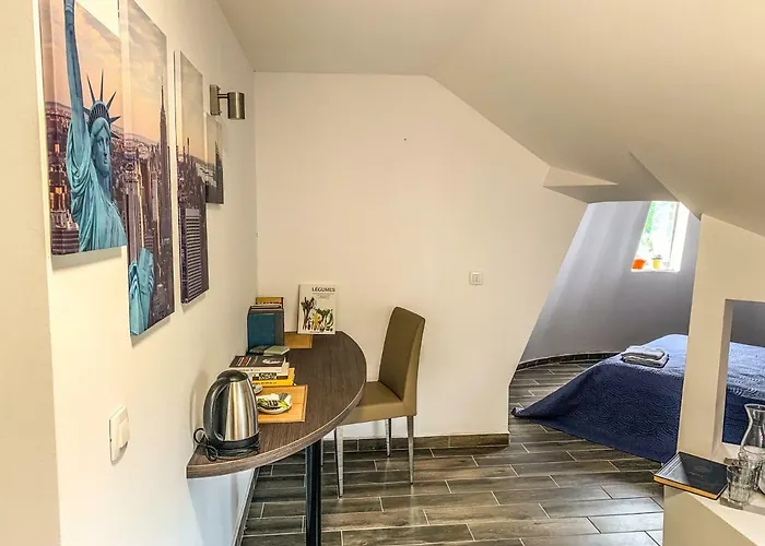 Gæstehus Gladiaterra Castle 3*